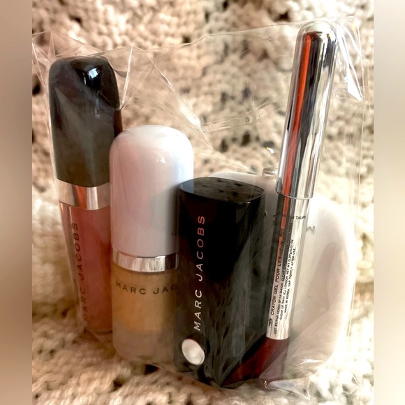 Marc Jacobs 5 piece Makeup Bundle - NEW - powder lips eyes & highlighter - Picture 5 of 7